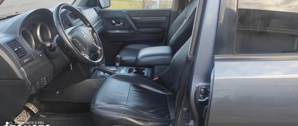 Mitsubishi Pajero cena 36999 przebieg: 257000, rok produkcji 2006 z Swarzędz małe 277